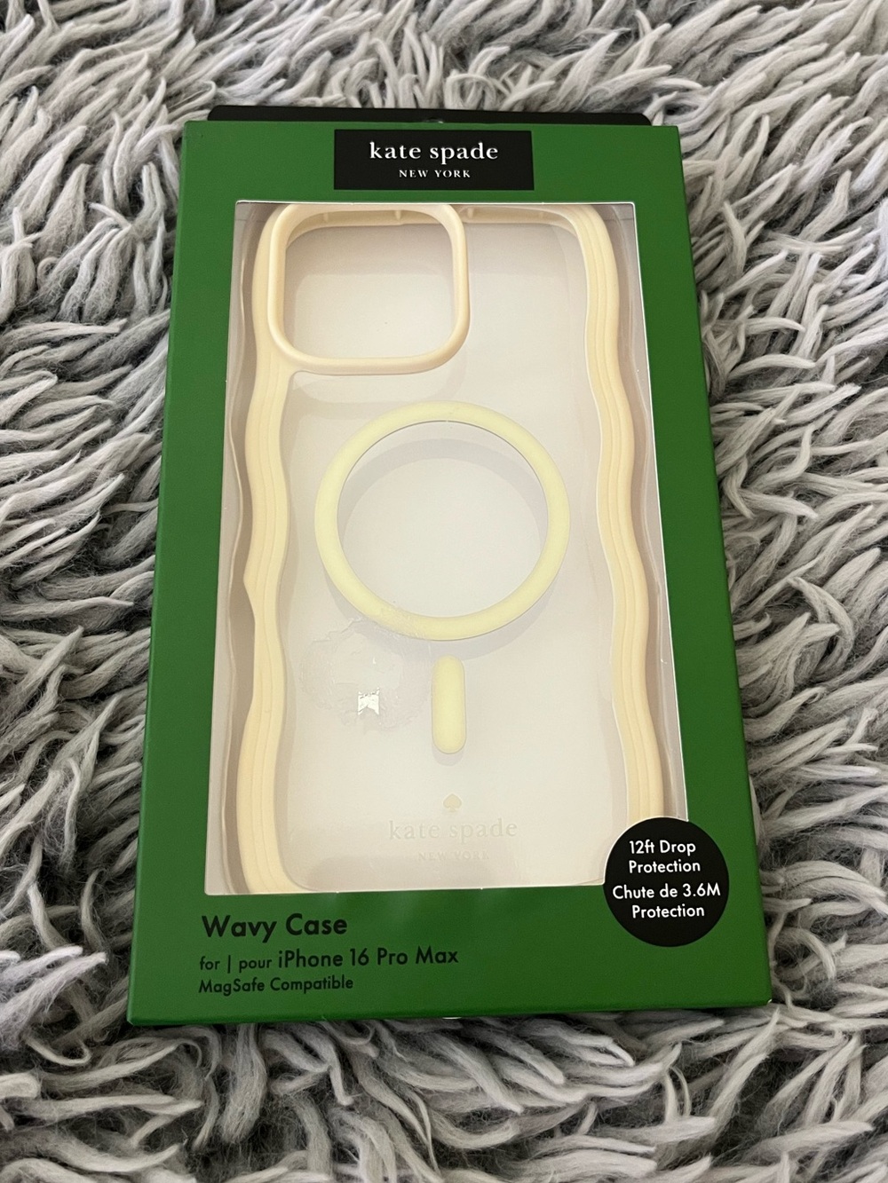 kate spade Wavy MagSafe iPhone Case in Butter Yellow for iPhone 16 ProMax